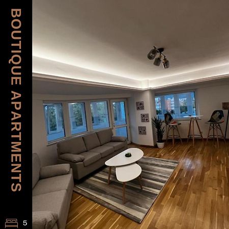 Boutique Apartments City Center Brassó Kültér fotó